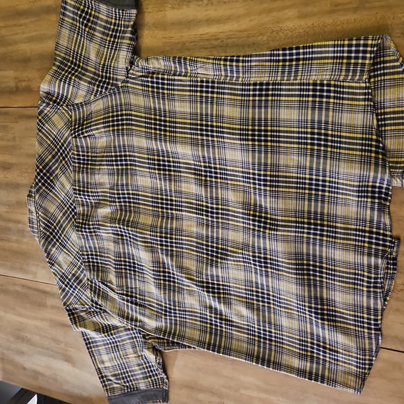 Plaid Sean John button down - Picture 3 of 3